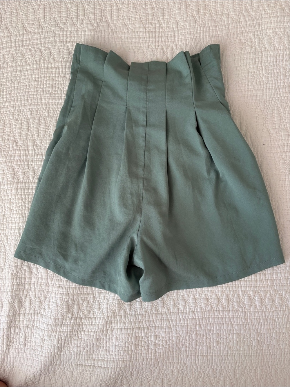 High-Waist Sage Tie-Belt Women’s Shorts - Picture 4 of 4